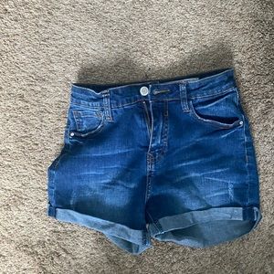 Fashion Nova shorts size 5 new